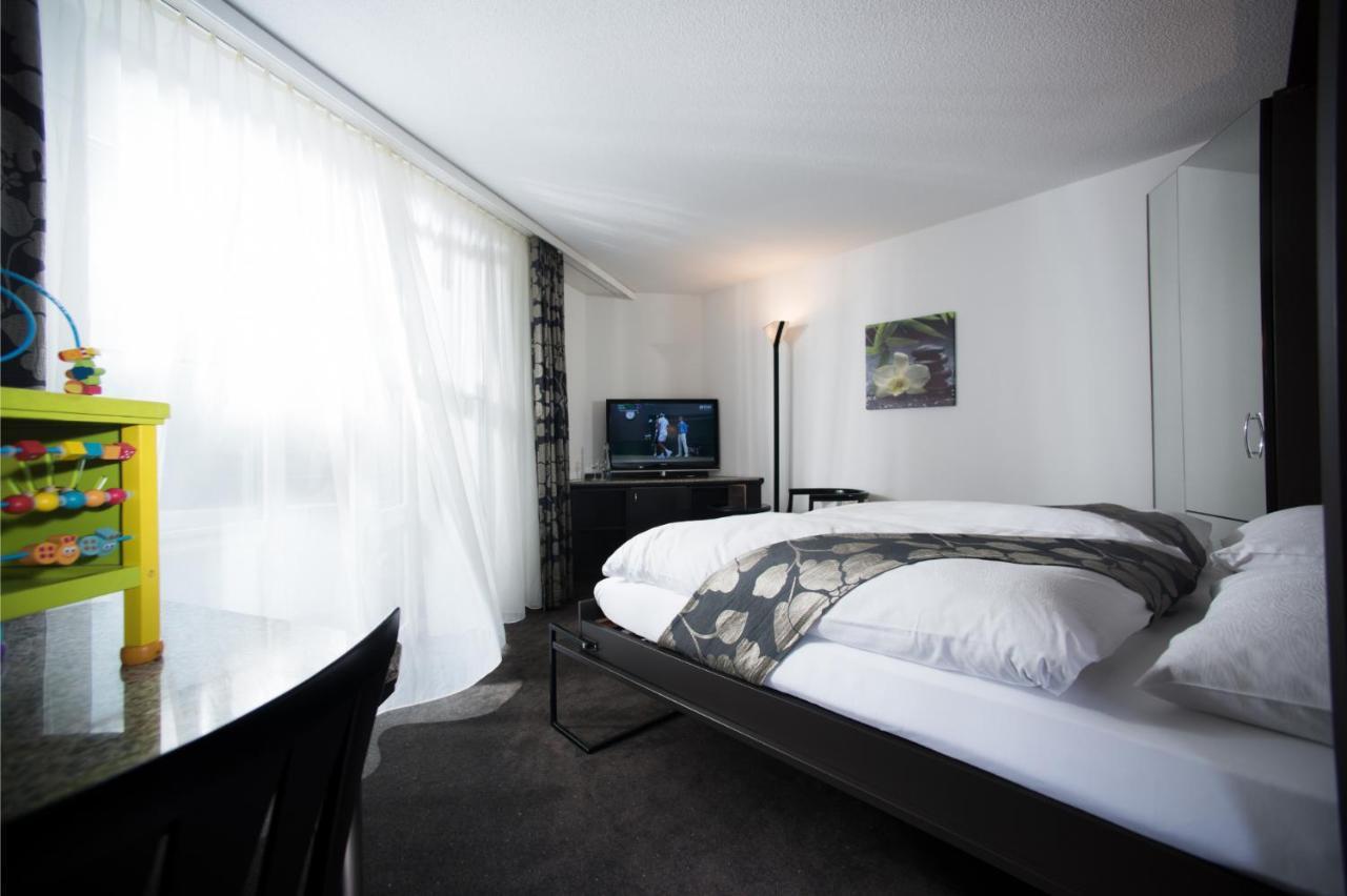 Grand Hotel Les Endroits La Chaux De Fonds Екстериор снимка