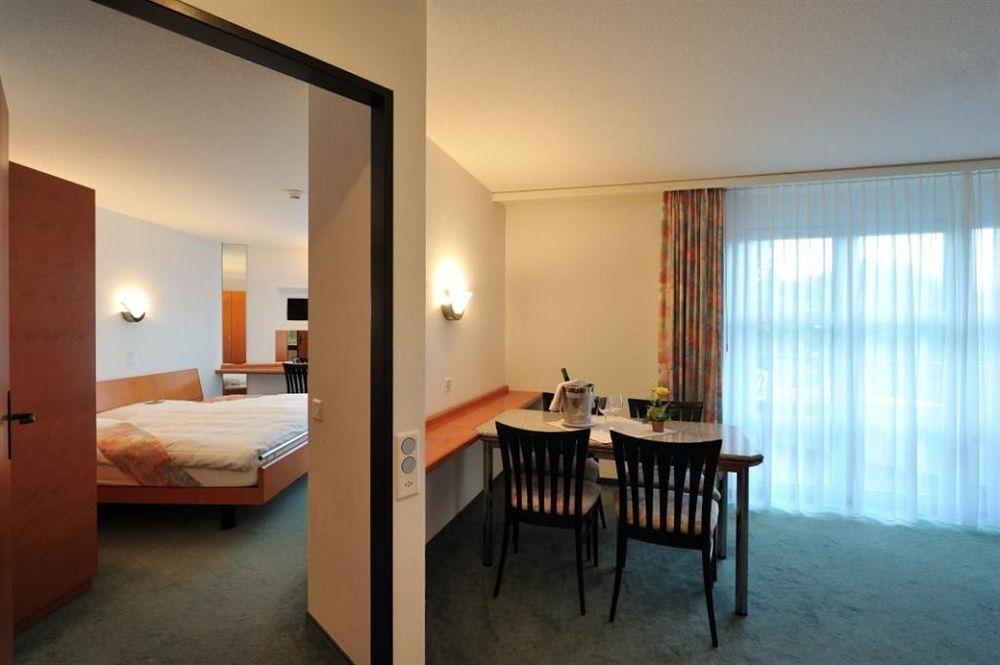 Grand Hotel Les Endroits La Chaux De Fonds Екстериор снимка