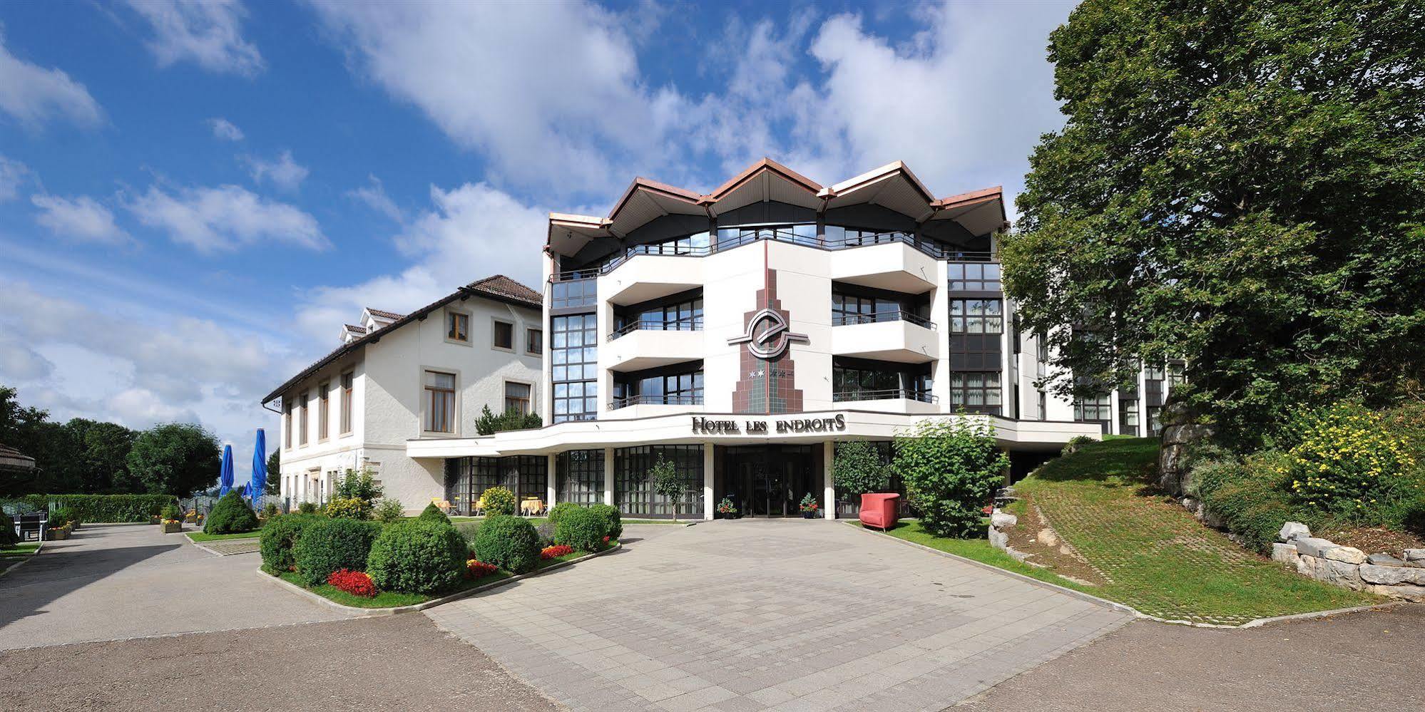 Grand Hotel Les Endroits La Chaux De Fonds Екстериор снимка